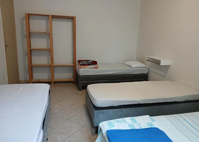 Apartamento Apezao Grupos De Amigos, Trabalhadores E Familias
